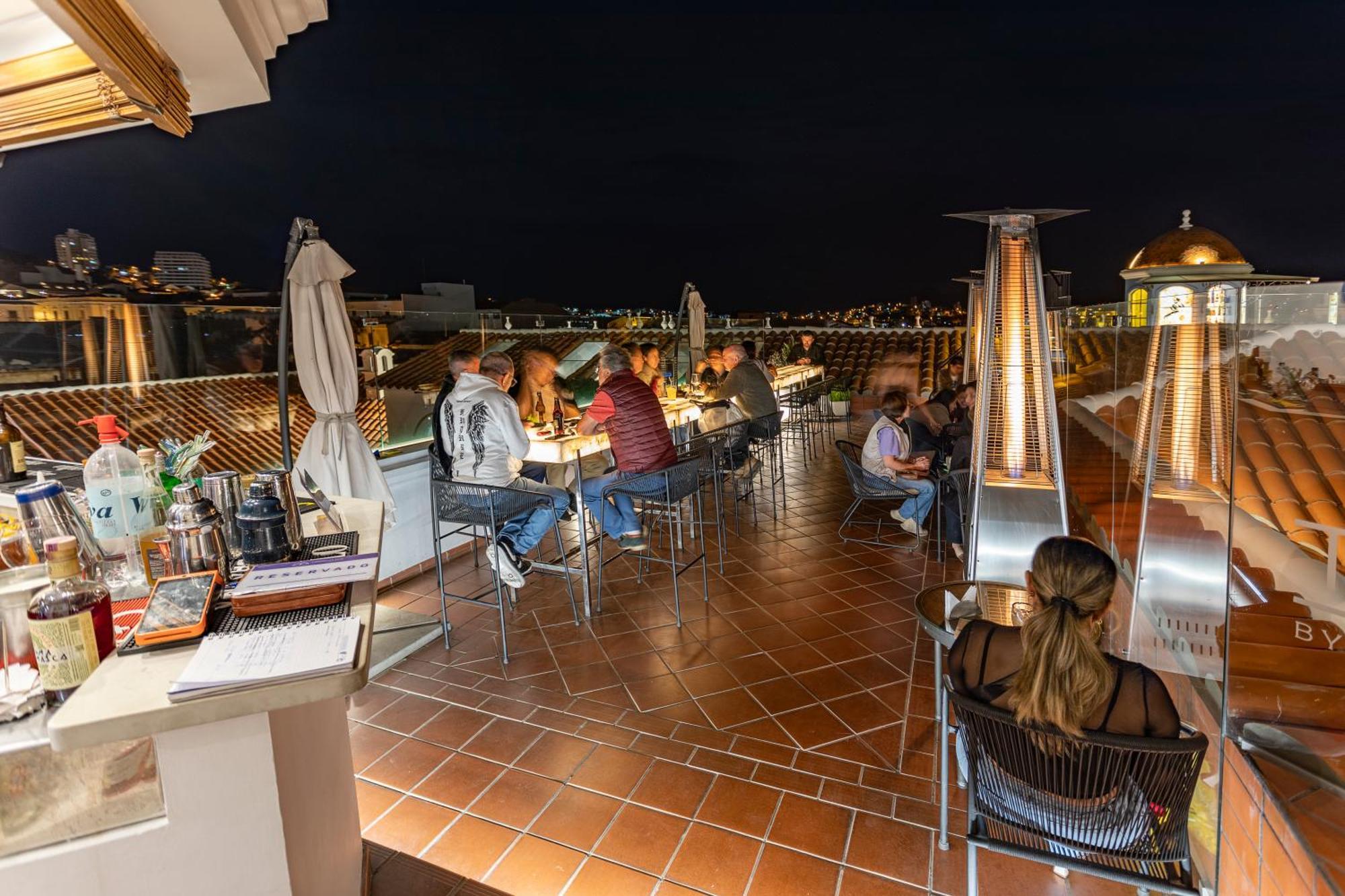 Parador Santa Maria La Real سوكر المظهر الخارجي الصورة